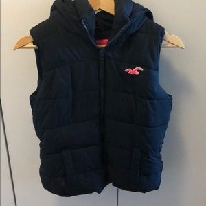Hollister No Sleeve Puffer